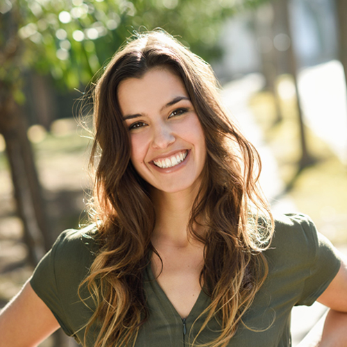 Dr. Caroline Weber